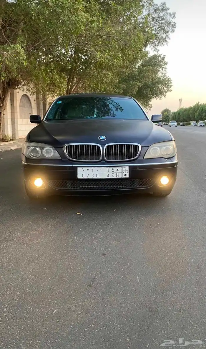 BMW-730 1