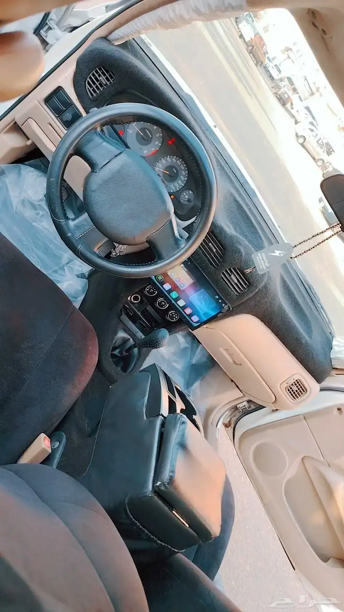 للبيع نيسان صني 2010 7