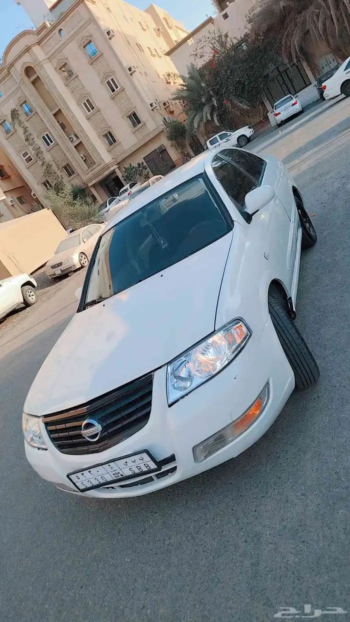للبيع نيسان صني 2010 3