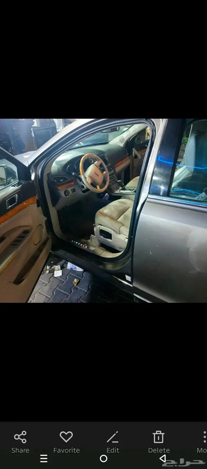 Lincoln mkt 7 seater 9