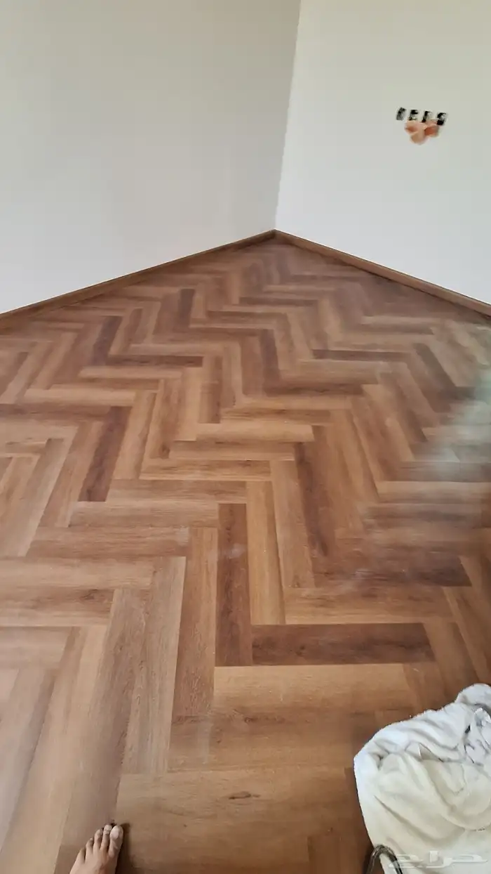 أرضيات-باركيه متعرجه هرمي 2