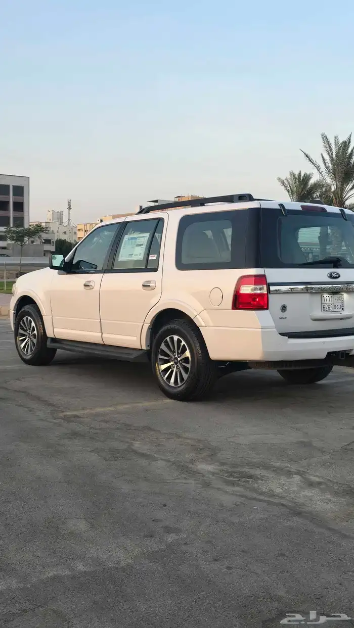 فورد إكسبدشن 2015 قصير بدون دبل 0