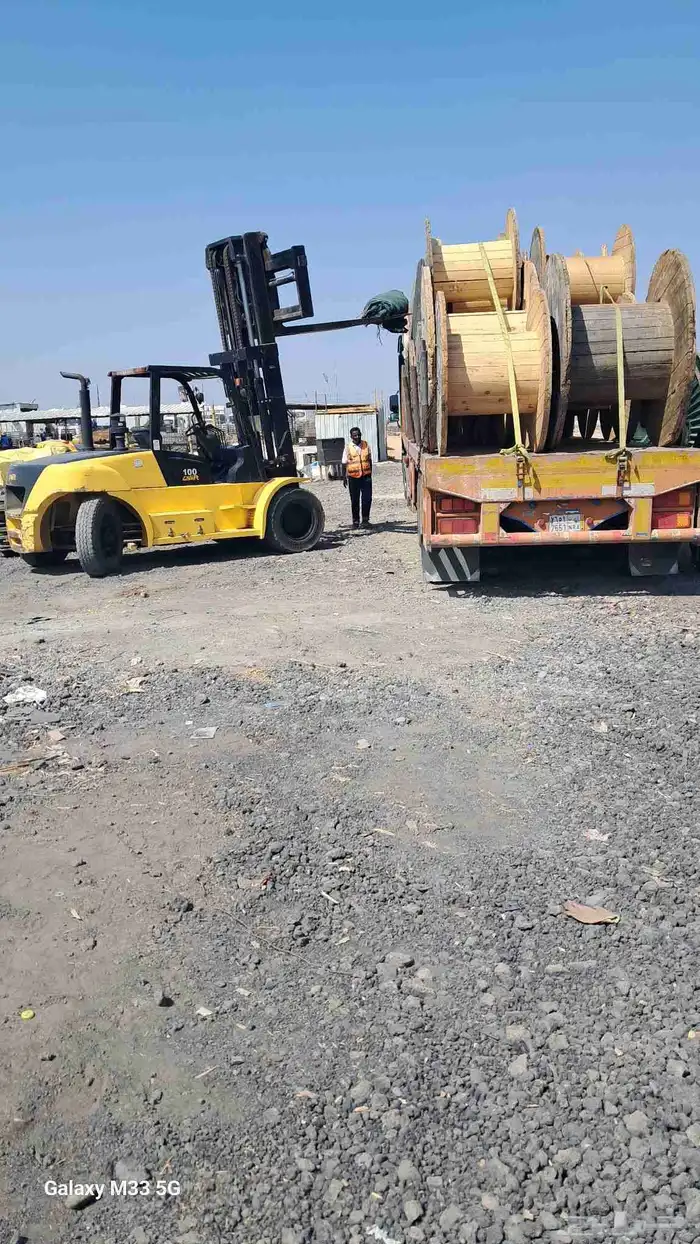 خدمتنا تسعدكم رافعات شوكيه 3طن5طن10طن 4