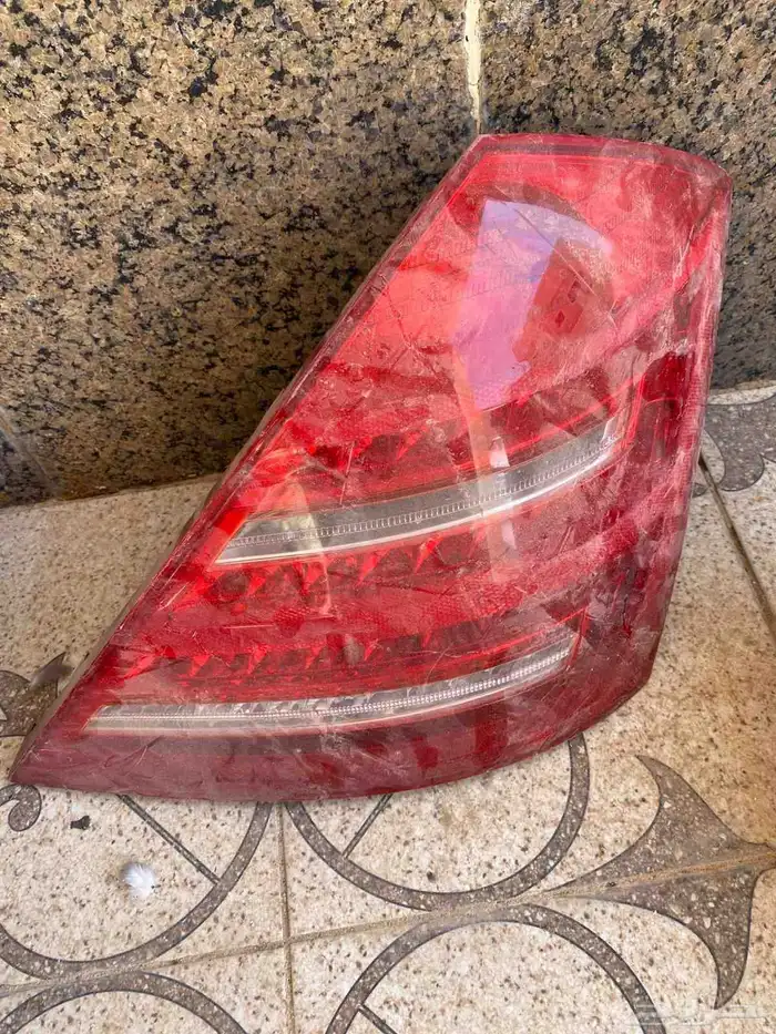 للبيع قطع غيار متنوعه لبعض سيارات 7