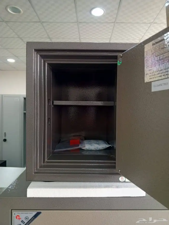 خزائن مقاومة للحريق بجميع اوزانها 7