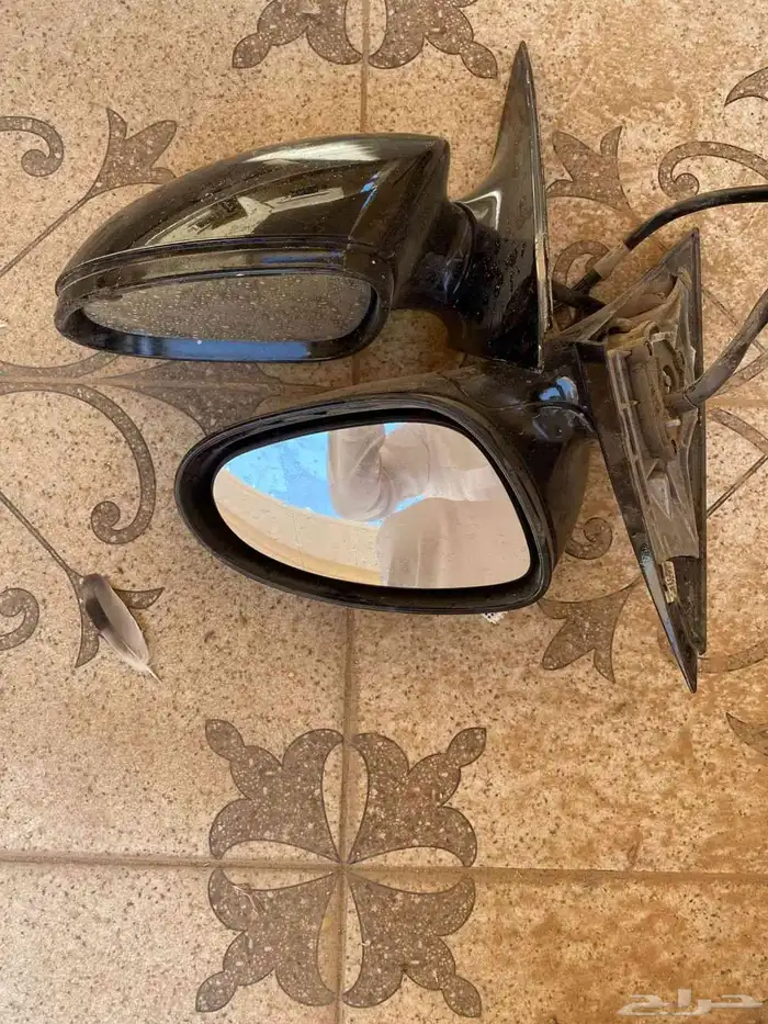 للبيع قطع غيار متنوعه لبعض سيارات 10