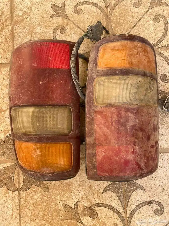 للبيع قطع غيار متنوعه لبعض سيارات 4