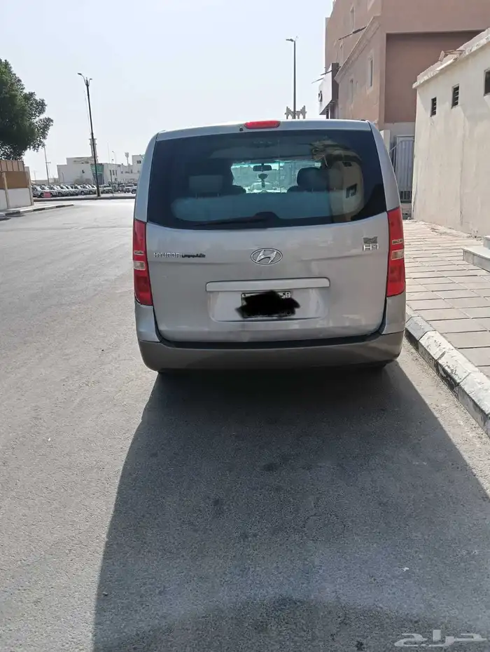سياره H1مستخدمه حاله جيده 4
