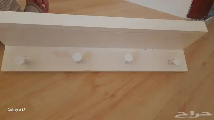 رفوف وعلاقة عبايات 1