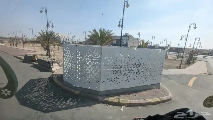 تجهيز وتركيب غرف الكهرباء المولدات واغطيه مكيفات مع الزخارف 8