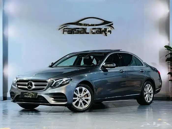 مرسيدس 2019 E300 نظيف وبحاله ممتازه 1