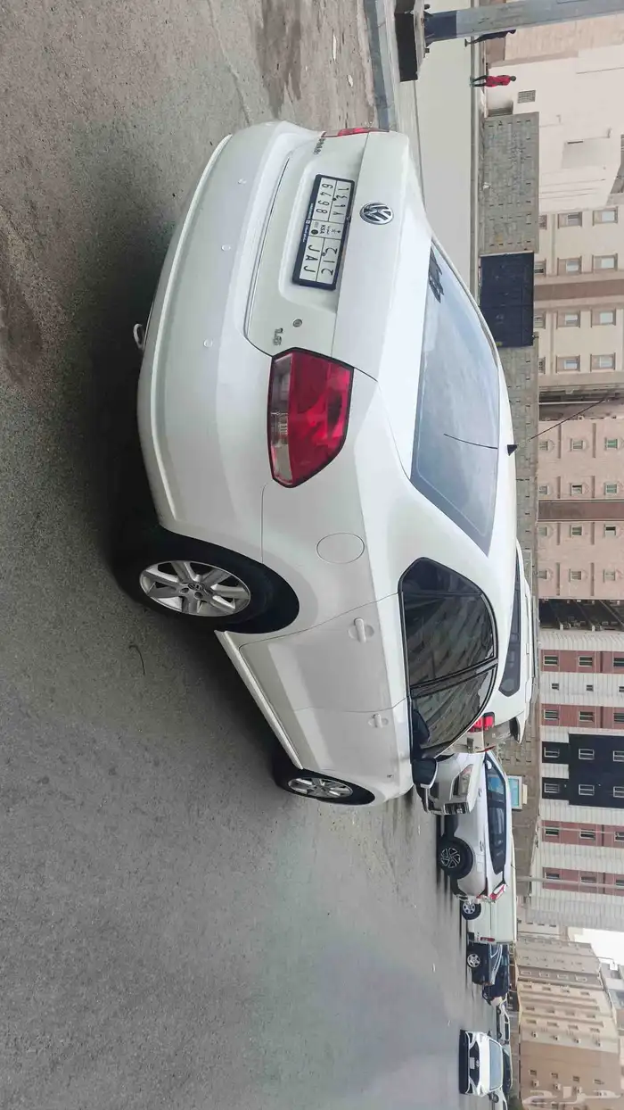 فولكس واجن بولو 2012 6