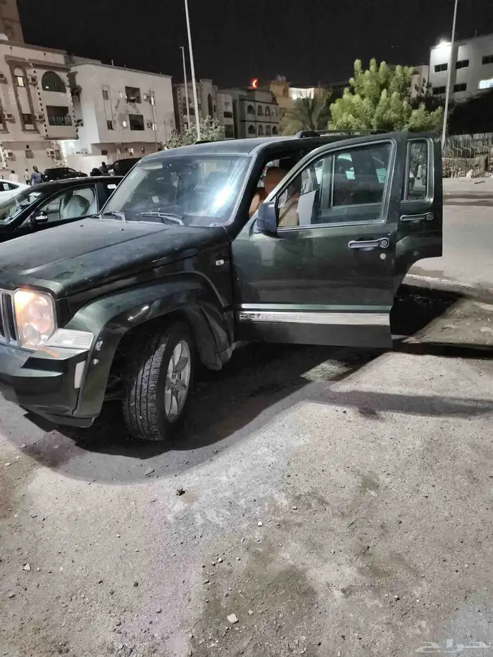 jeep Cherokee 2011 7