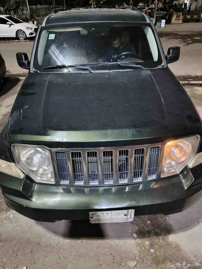 jeep Cherokee 2011 8