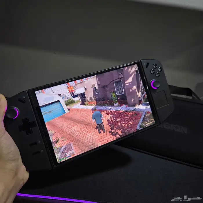 جهاز العاب محمول Lenovo Legion Go 8
