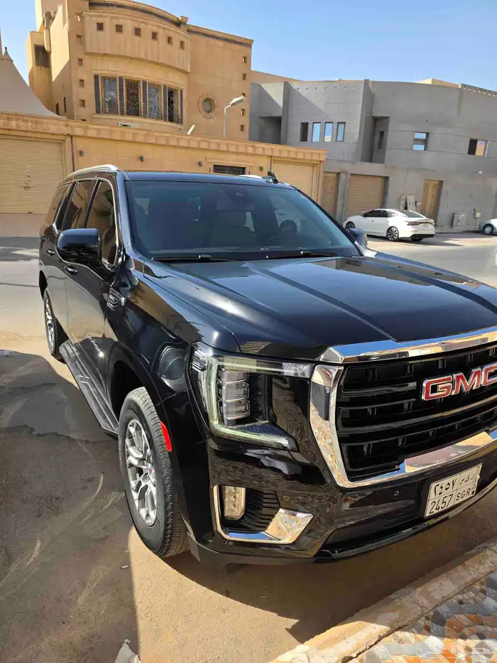 يوكن 2023 للبيع ماشي 49 الف 2