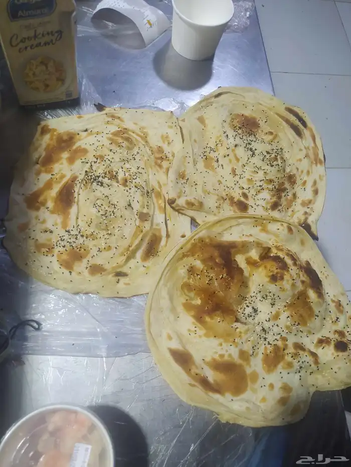 إن خباز ملوح ابحث عن عمل في الرياض وهذا هو رقمي للتواصل 1