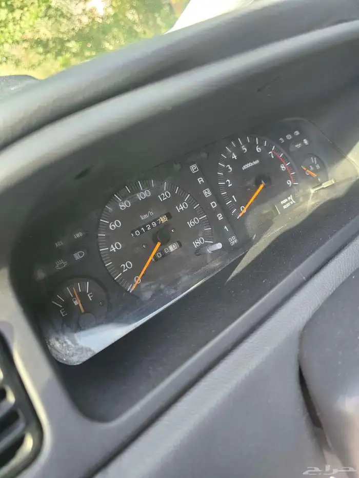نيسان التيما موديل 92 12