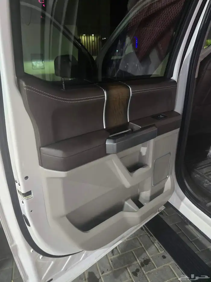 فورد f150 اعلى فئة ليمتد عداد 23الف 4