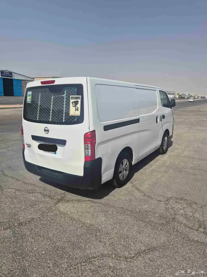 نيسان اورفان بضاعه للبيع 2021 ديزل 3