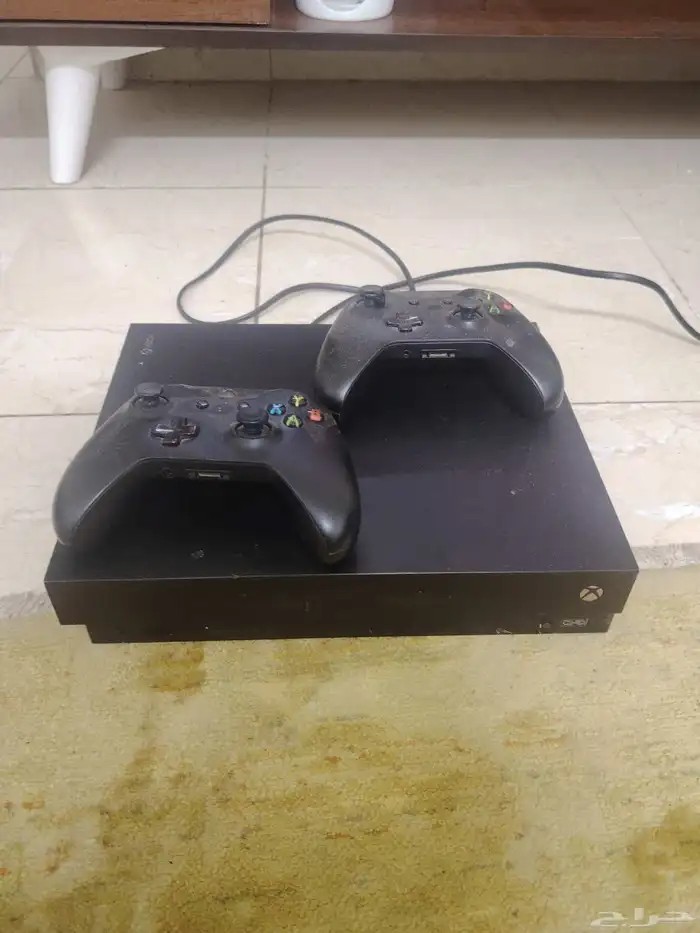 للبيع الجهاز شغال مستخدم نظيف. مع شريط قراند حرامي سيارات 0