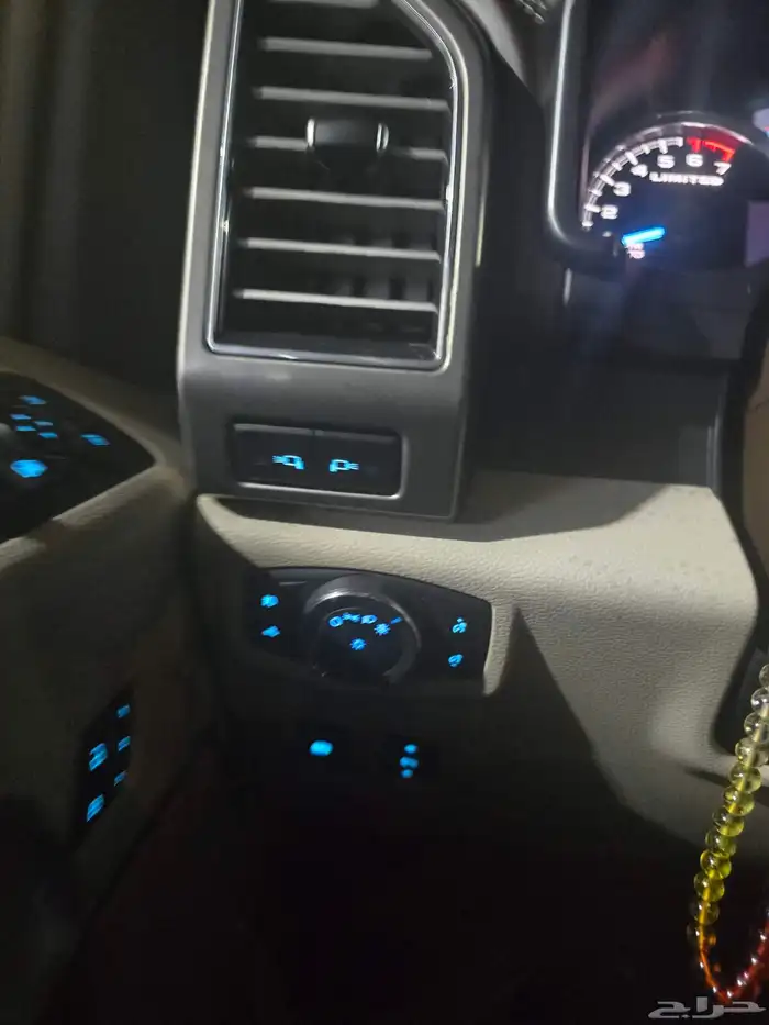 فورد f150 اعلى فئة ليمتد عداد 23الف 7