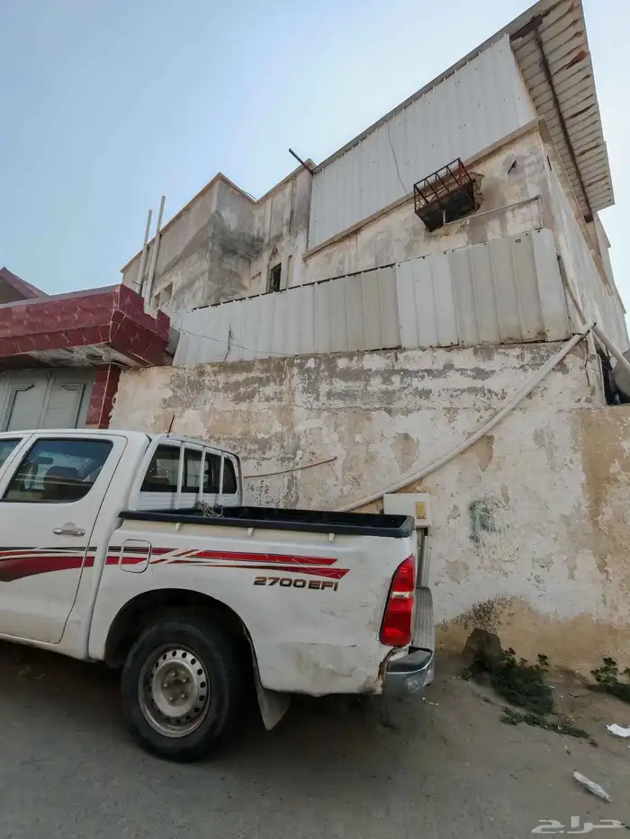 عمارة مع بيت شعبي للبيع صبياء 15