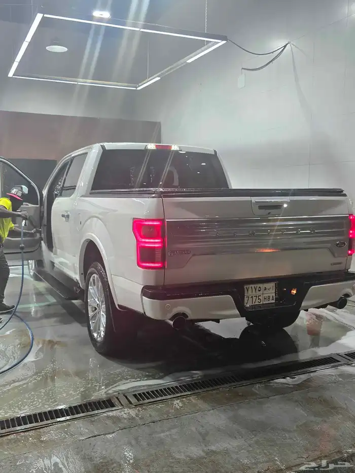 فورد f150 اعلى فئة ليمتد عداد 23الف 18
