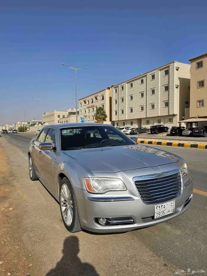 كرايسلر 2012 نظيف 5