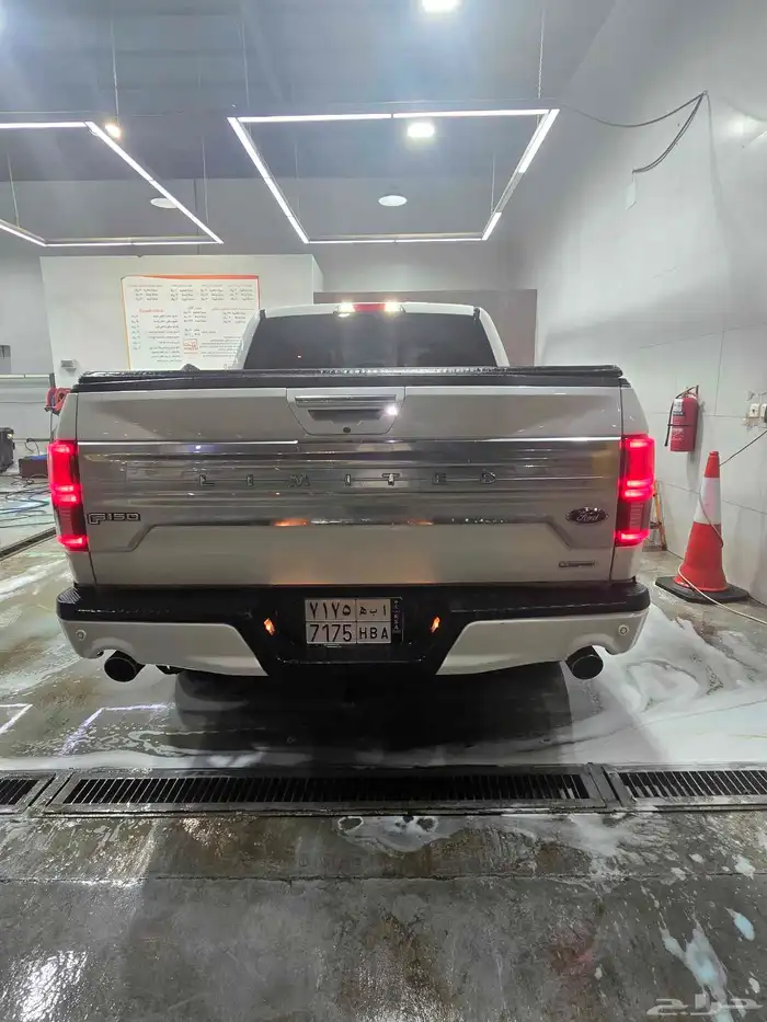 فورد f150 اعلى فئة ليمتد عداد 23الف 17