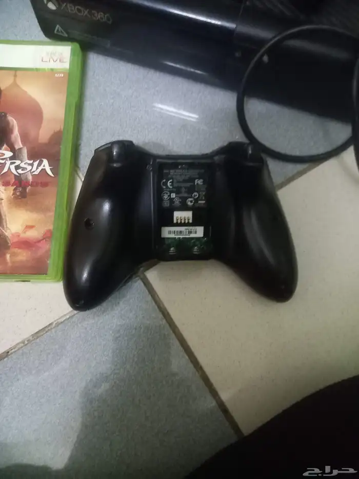 اكس بوكس 360 مع كاميرا مع يدين مع جميع اسلاكها ب 700 ريال 1