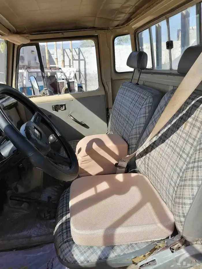 جيب شاص تايوتا 84 م 11