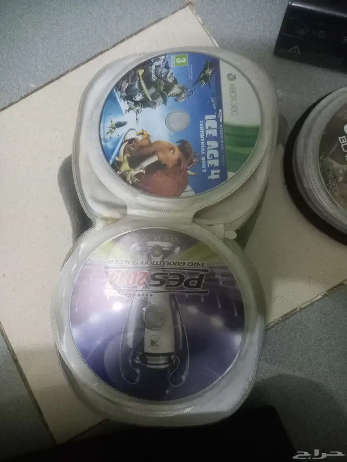 اكس بوكس 360 مع كاميرا مع يدين مع جميع اسلاكها ب 700 ريال 8