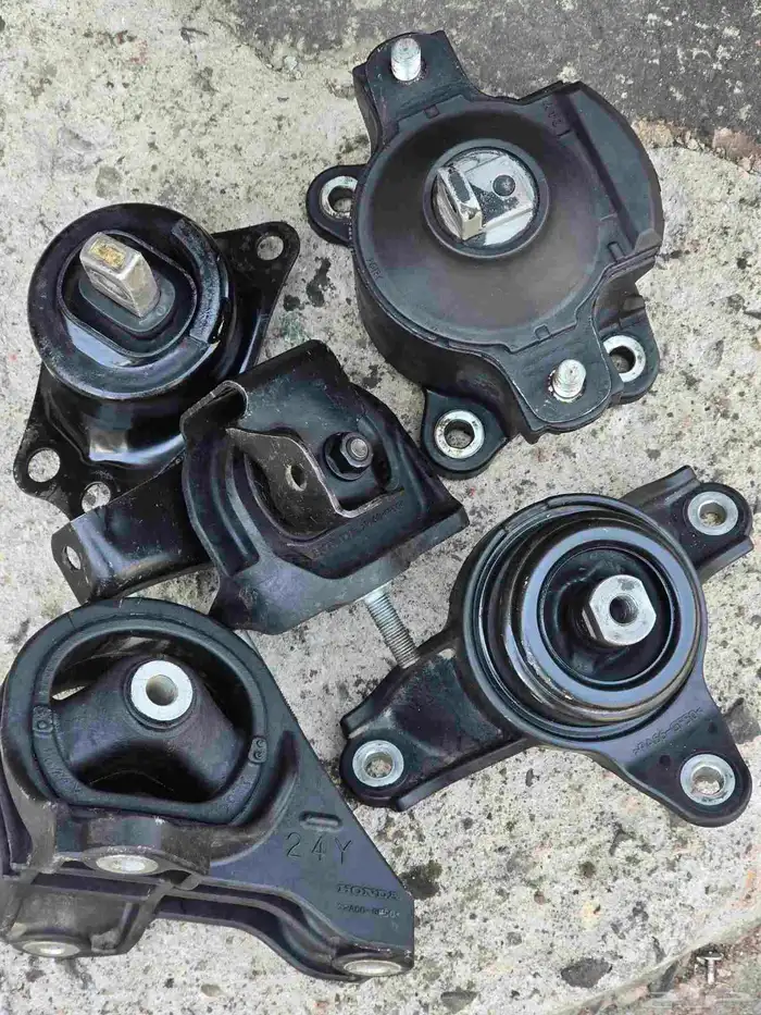 هوندا اكورد المديل من 2013الى 2017 0