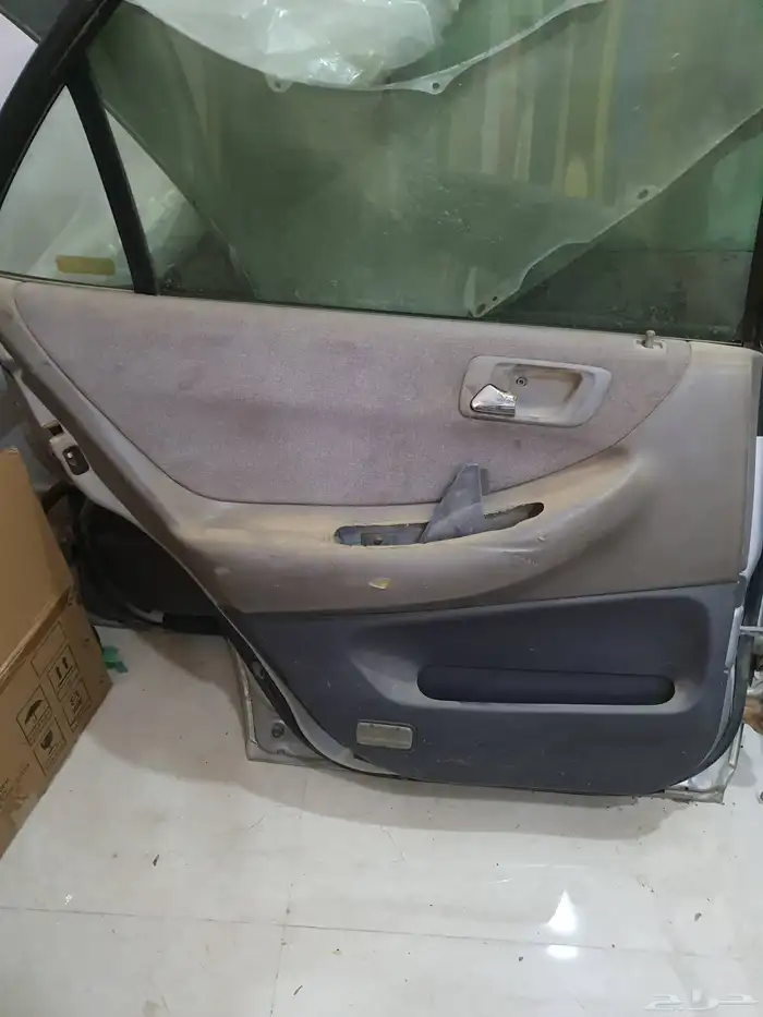 هوندا أكورد من 1999إلى 2000 4