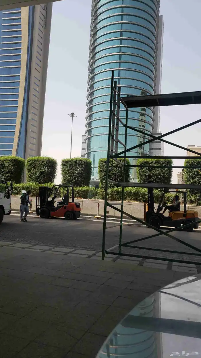 فوركلفت رافعه للايجار 1