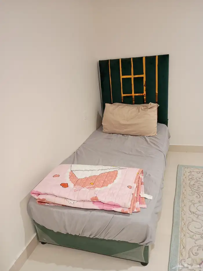 اغراض متقرقه للبيع 4