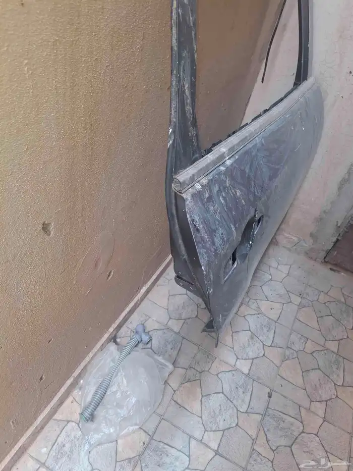 باب خلفي يمين جيب مازدا 1