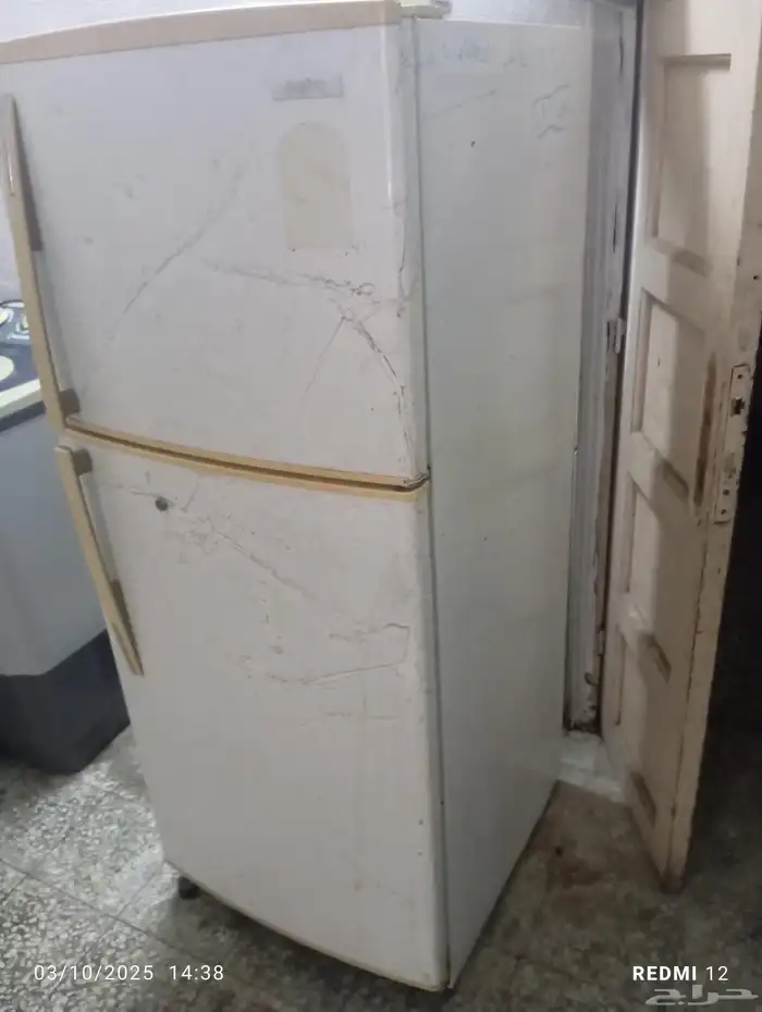 ثلاجه للبيع 0