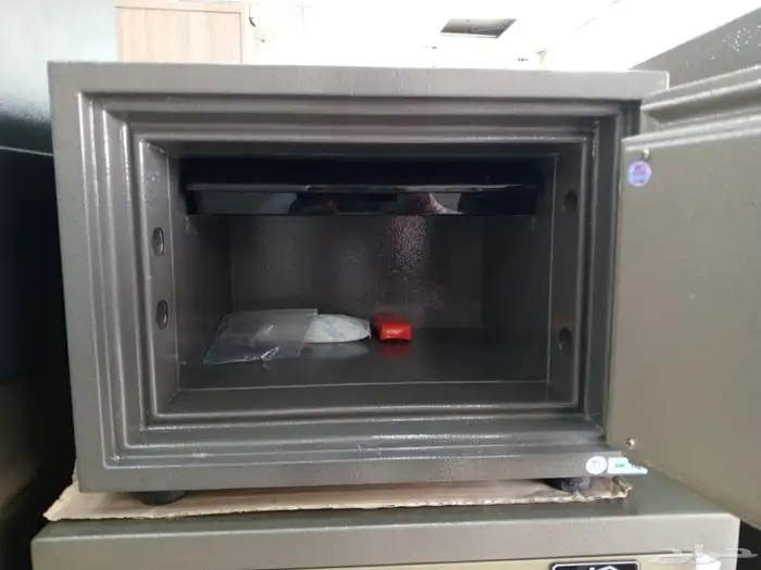 خزائن مقاومة للحريق بجميع اوزانها 5