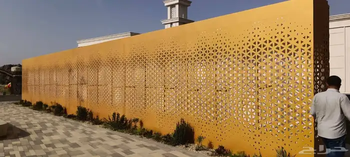 تجهيز وتركيب غرف الكهرباء المولدات واغطيه مكيفات مع الزخارف 5