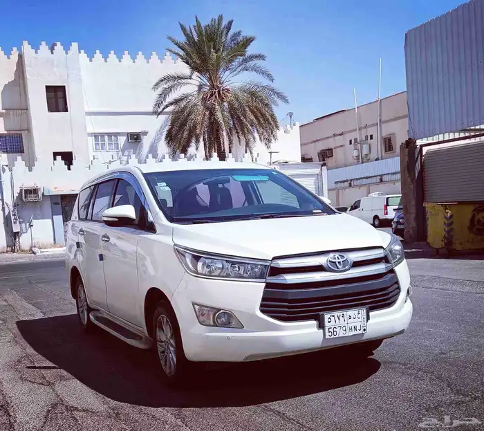 Toyota Innova 2016 3