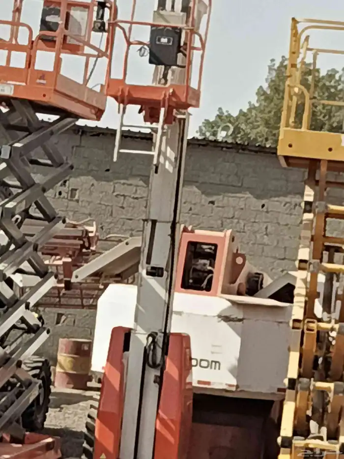 سيزر لفت للايجار اليومي والشهري ورافعات شوكيه 3