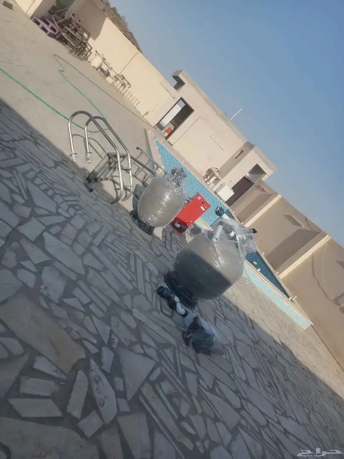 اعراض مسبح شبه جديد أحجام ومقاسات على الشرط 1