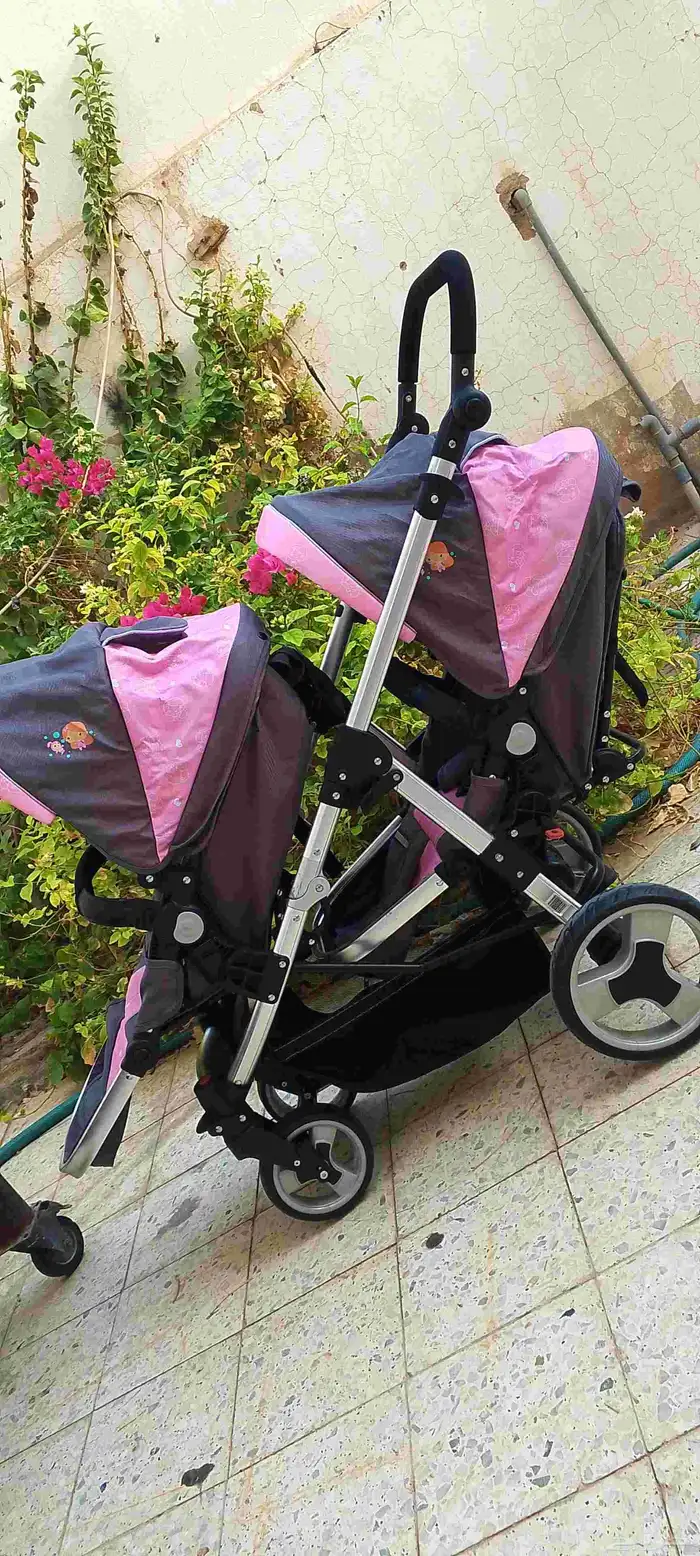 عربية اطفال توائم 0