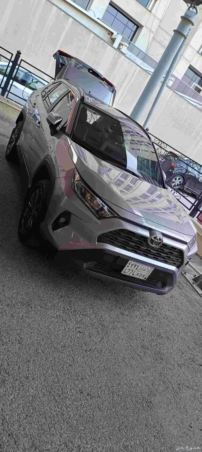 تويوتا راف 4 موديل 2023 1