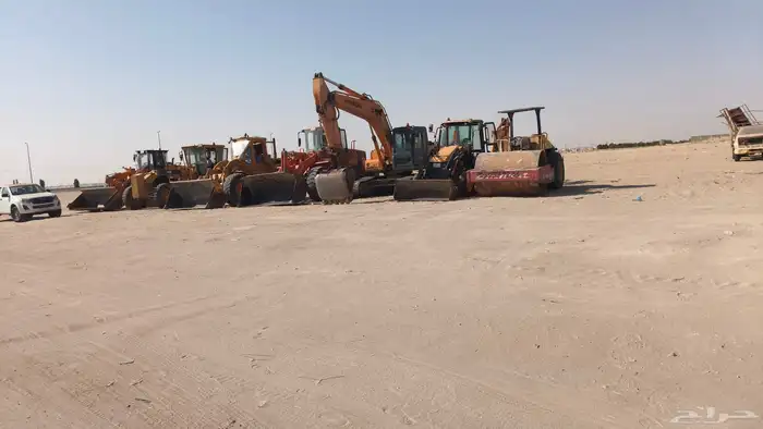 جميع انواع المعدات للأجار في الجبيل 0