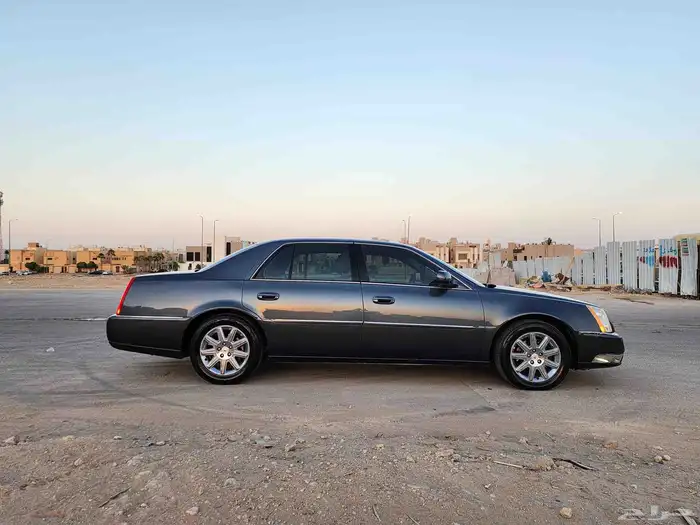 Cadillac DTS 2011 - كاديلاك DTS 2011 3