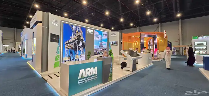 تصميم وتنفيذ بوثات احترافية   شاشات LED 7