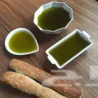 زيت زيتون فلسطيني عالي الجودة من جبال نابلس بعل على المطر 9